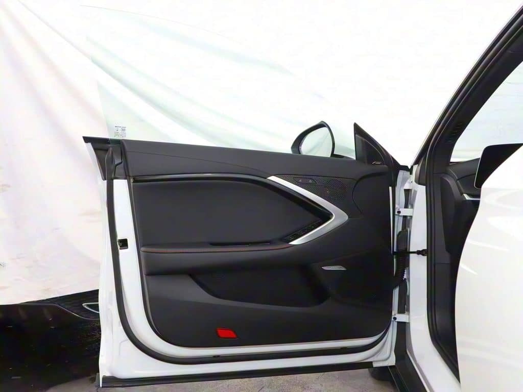 1400x1050_autohomecar__ChxknGheXeyANZtGACnE5UTbdGI329