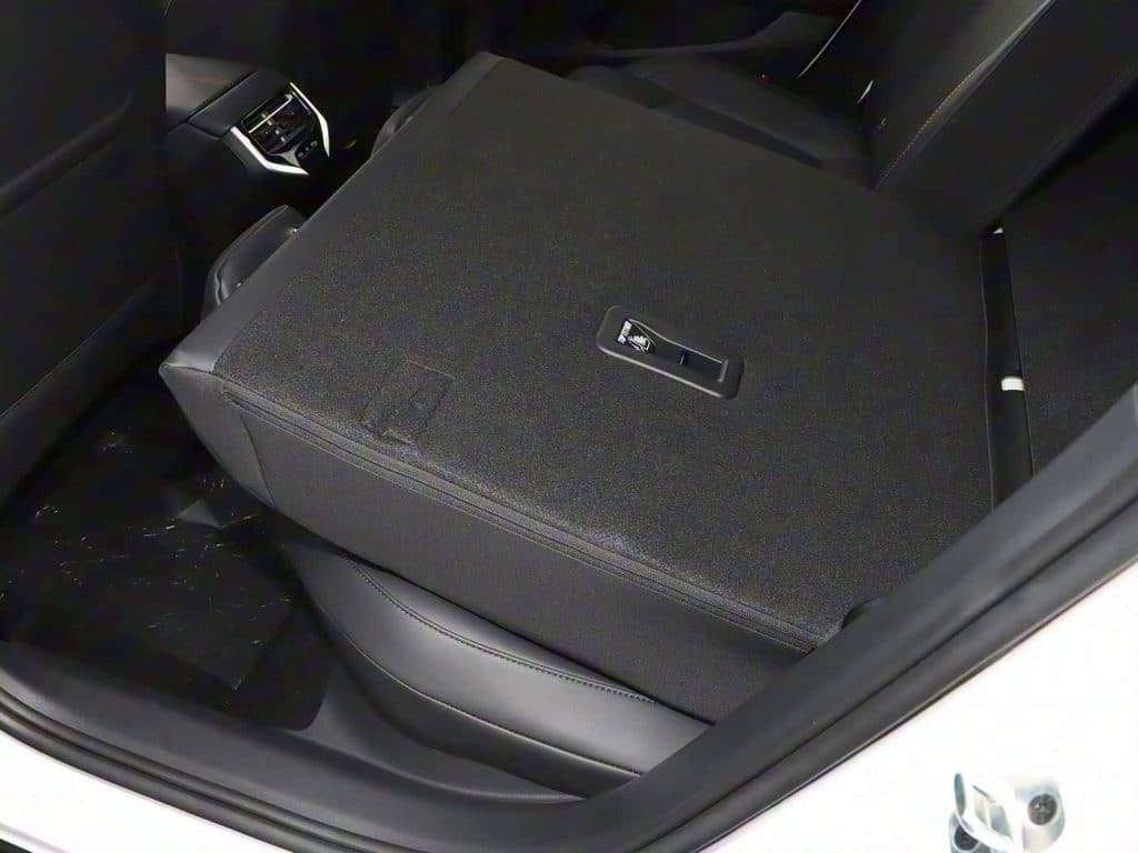 1400x1050_autohomecar__ChxoHWheXkyAZd4bACuctDujh-k375