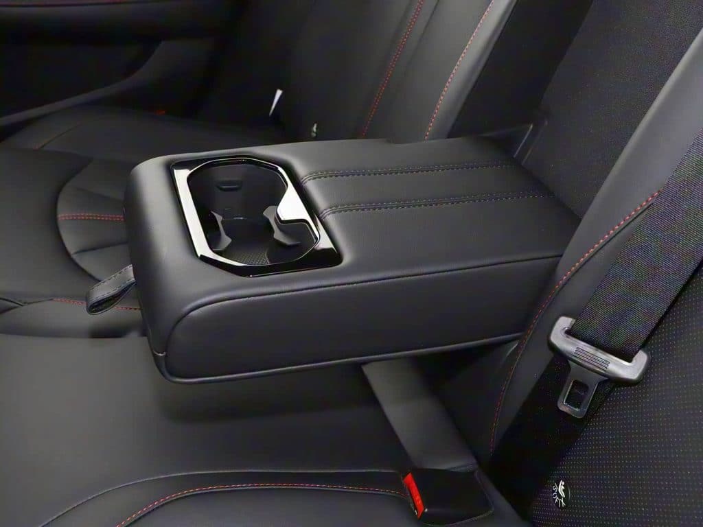 1400x1050_autohomecar__CjIFVGheXiGAbhRnACY85Bg2rwU026