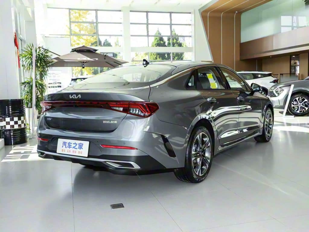 1400x1050_autohomecar__Chtk2WcqADqAdOIRAClO3lGyT-Y405