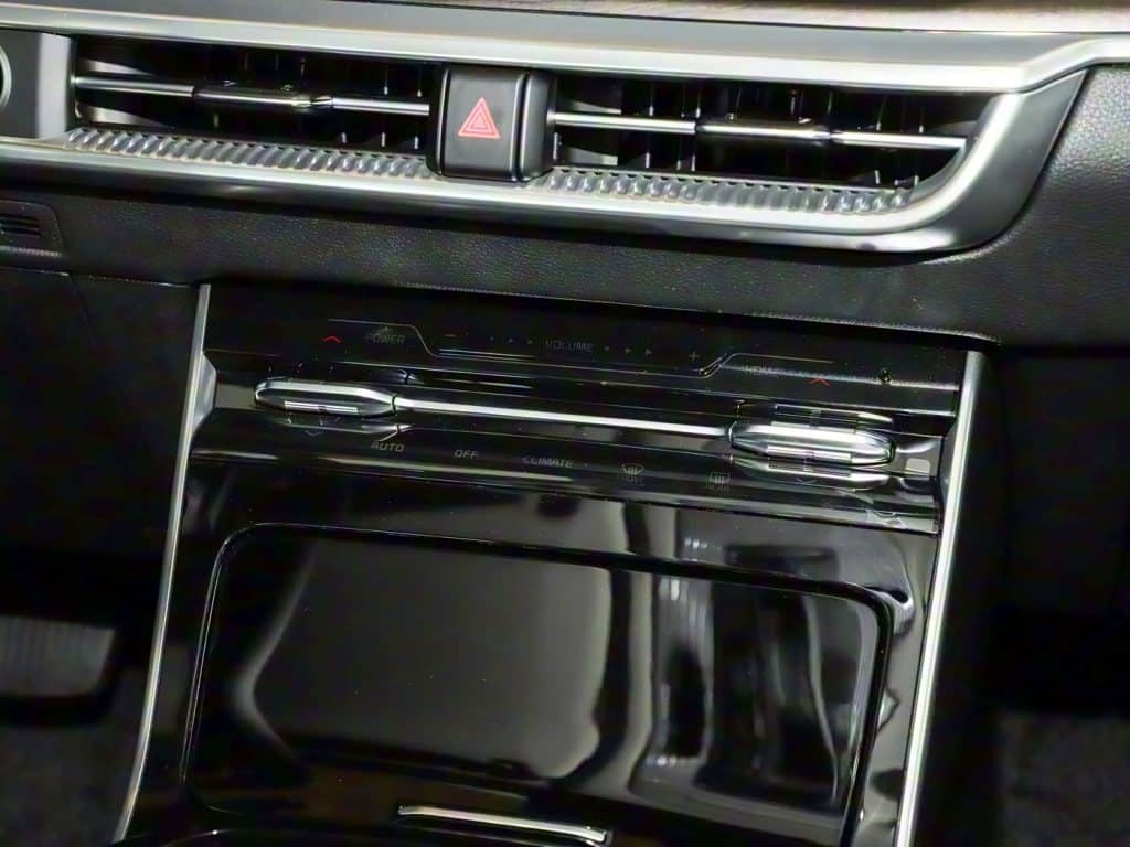 1400x1050_autohomecar__Chtk2WcqAFeAfabmACd55w5xgbg294