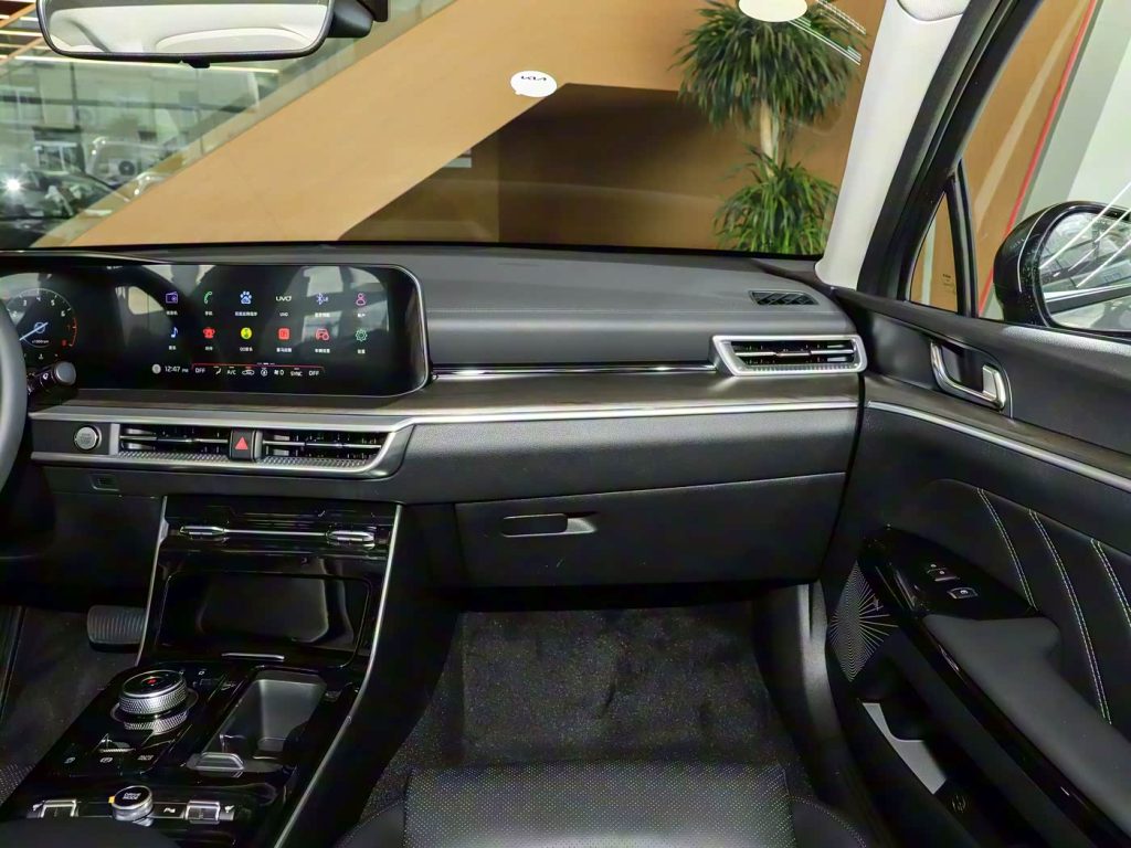 1400x1050_autohomecar__Chtk2WcqAGuAZW2hAEn-oN5SHR4554