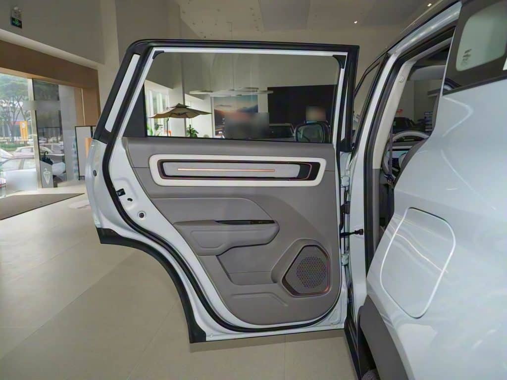 1400x1050_autohomecar__Chtlx2hkwwCANY9WAEk-JkvZ-Xg472