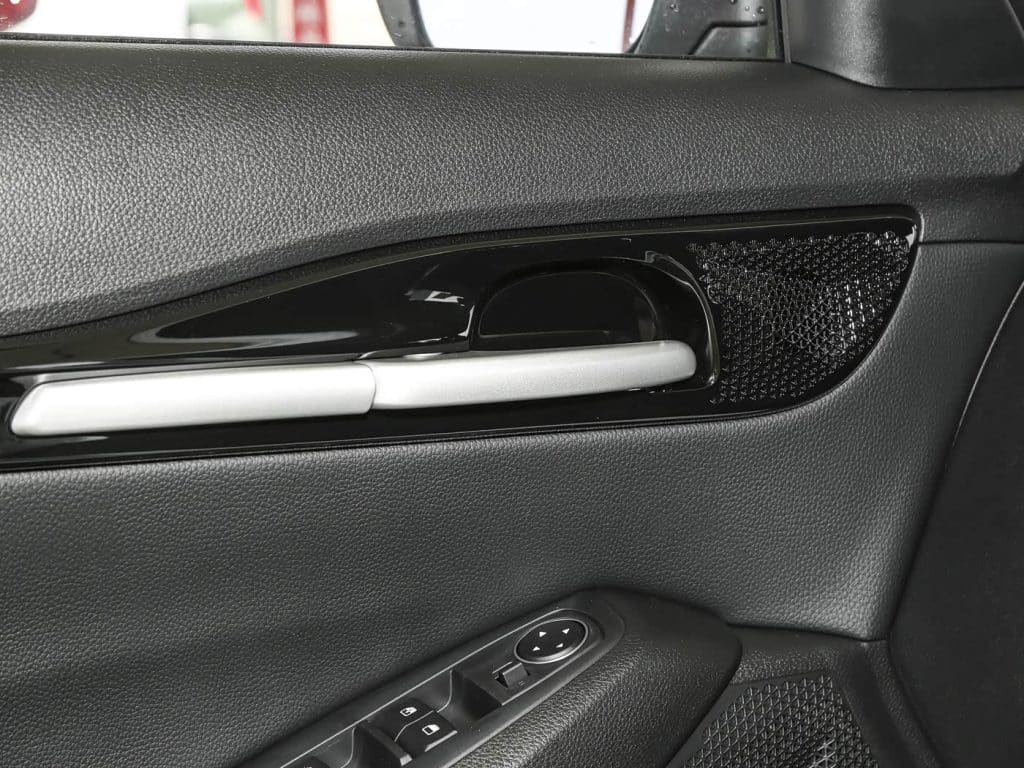 1400x1050_autohomecar__Chto52iQU2aAEEHUACwcLHZcSNM064