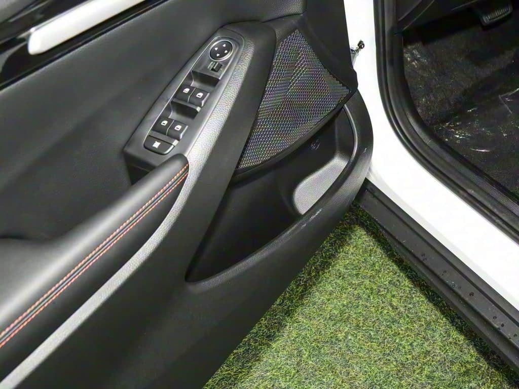 1400x1050_autohomecar__Chto52iQU2aAK6CtACNHMgXsKJ4672