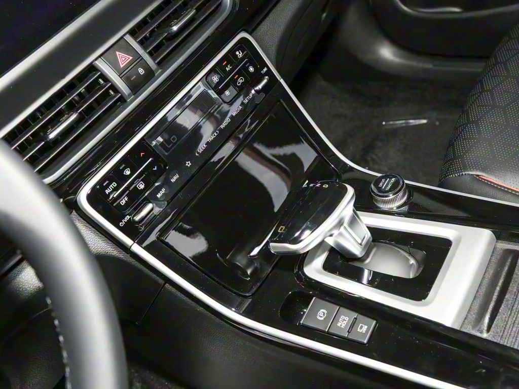 1400x1050_autohomecar__Chto52iQUxKAToDiAB45pvp1coo597