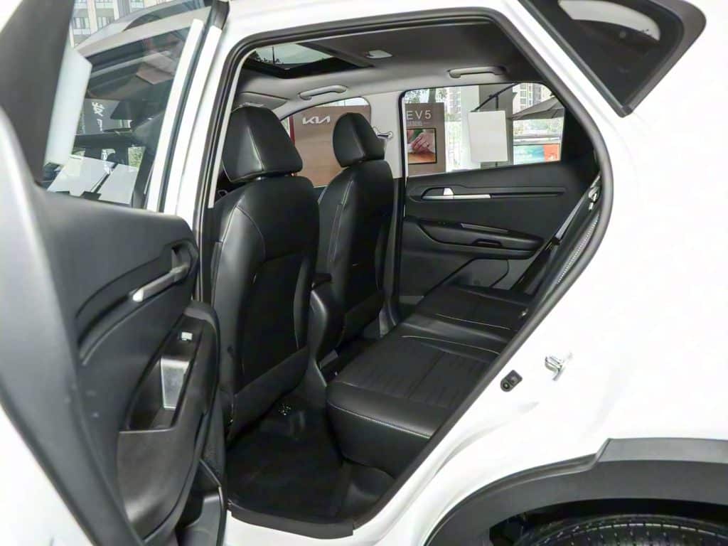 1400x1050_autohomecar__ChxkPWZsCoCAFrRRABS85zKGA0I456