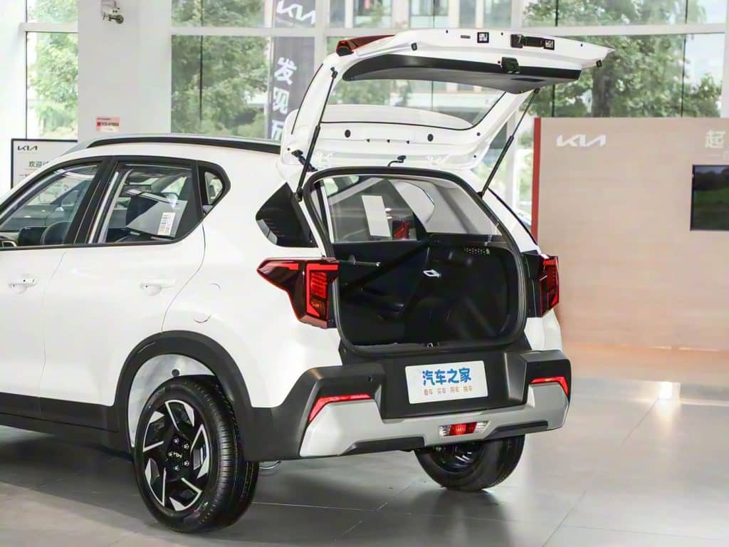 1400x1050_autohomecar__ChxkPWZsCouAbRjcABfO0JRiVRE246