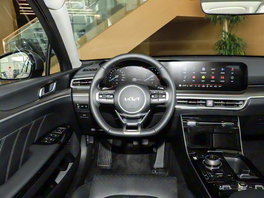 1400x1050_autohomecar__ChxkPWcqAJOAdLZlAElvolR22bY272