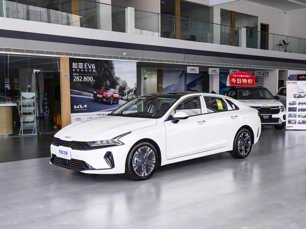 1400x1050_autohomecar__ChxkPWcspRmAIYPAACHjiGAef9w308