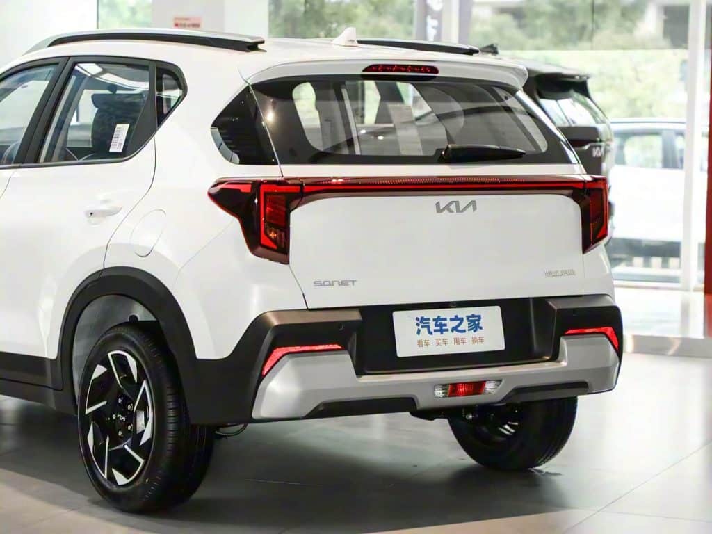 1400x1050_autohomecar__ChxkPmZsCsSAG-LYABXZfu9_MSA374