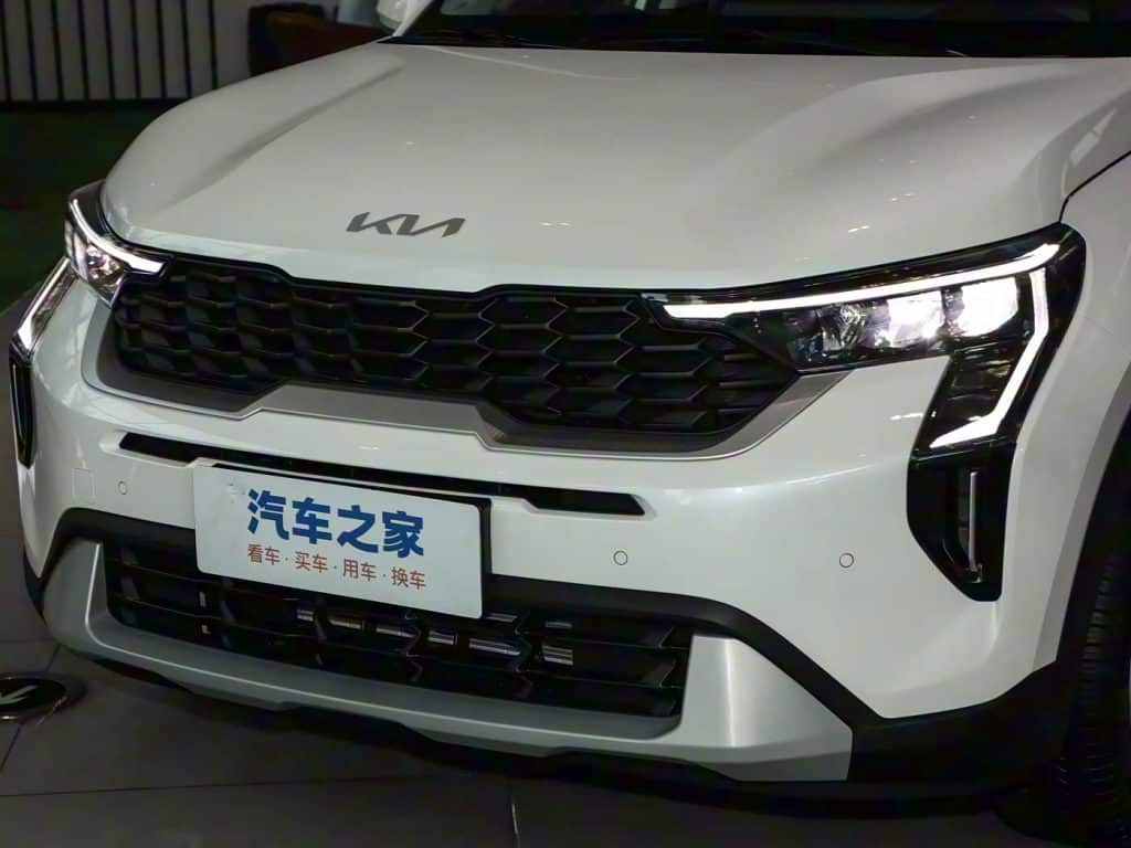 1400x1050_autohomecar__ChxkPmZsCsuAY6B4ABKuVeO3oAQ441