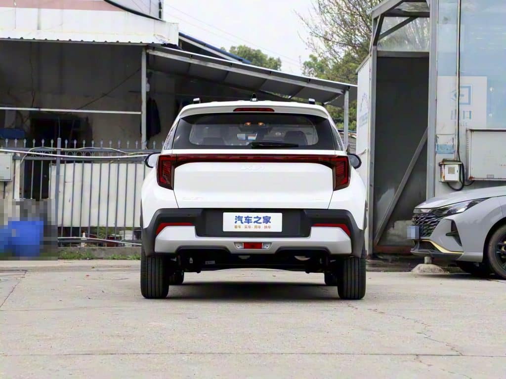 1400x1050_autohomecar__ChxoHmYREmOAQJUtADNqSdUPx5I677