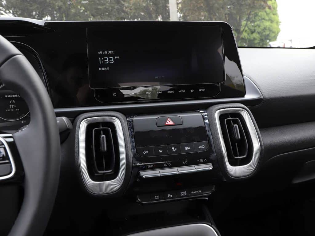 1400x1050_autohomecar__ChxoHmYREnSABtW1ACbvgrjcvb8753