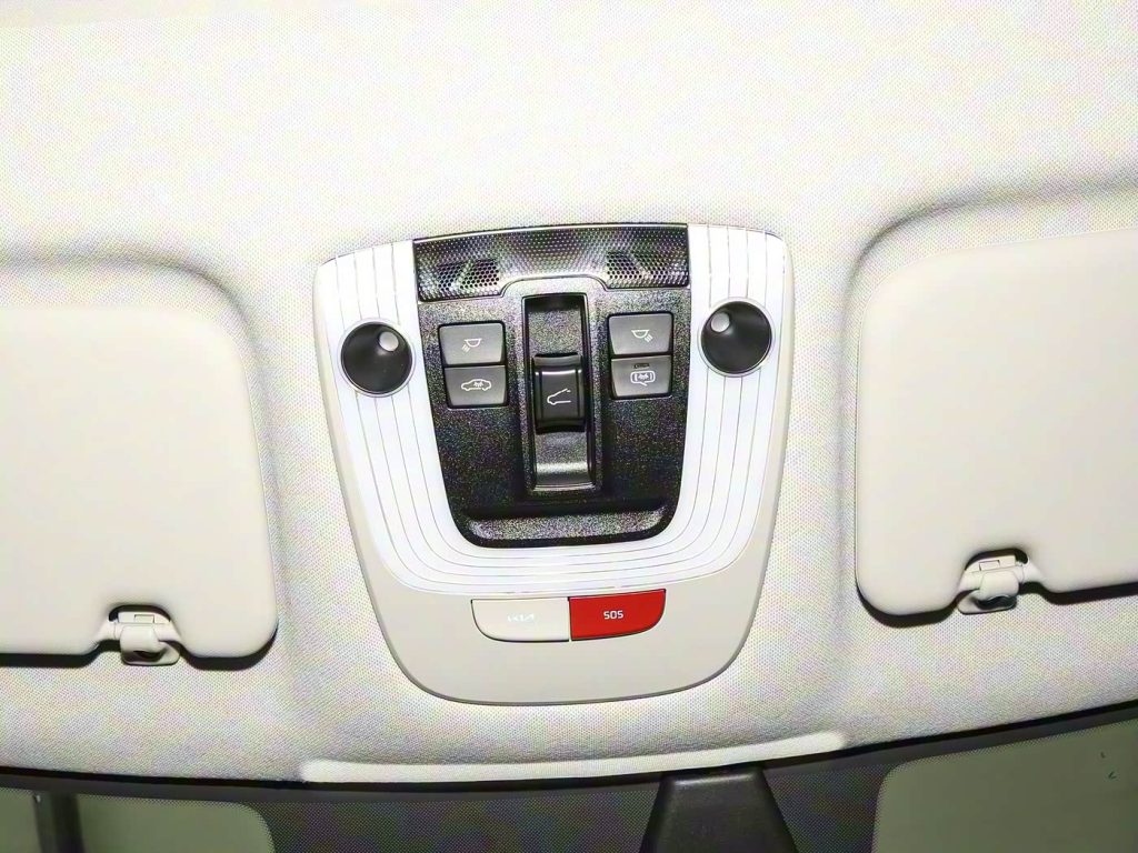 1400x1050_autohomecar__ChxpV2iQU2mAUFjZACpNdS8kevo649