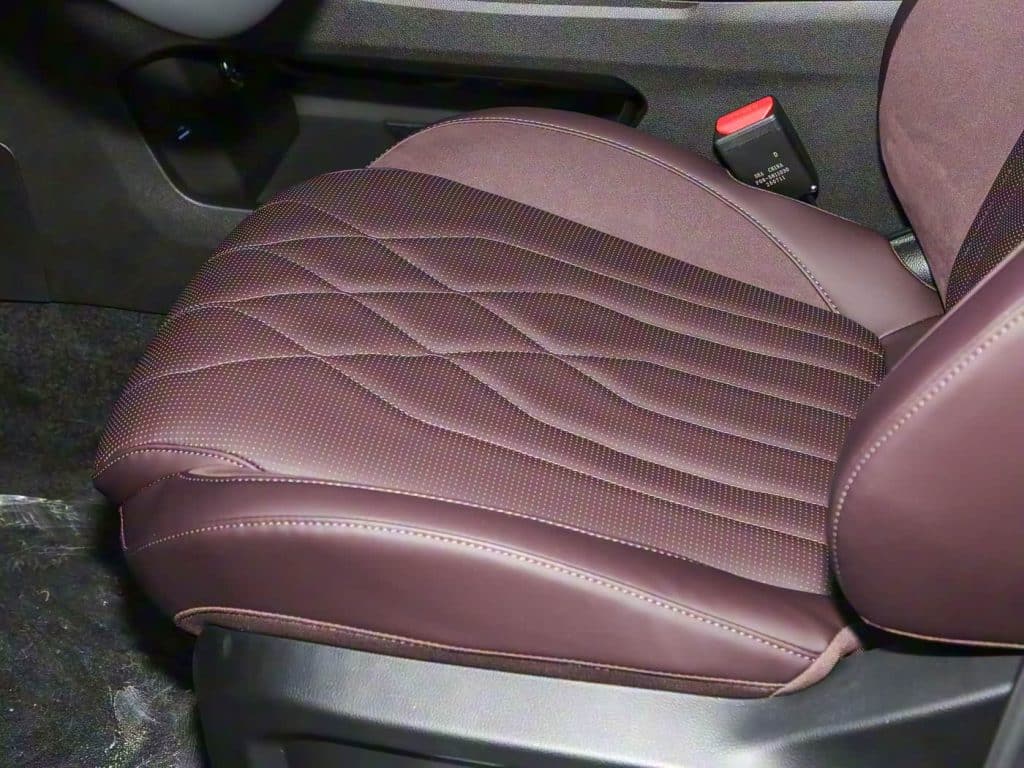 1400x1050_autohomecar__ChxpV2k-SUaASzugAB8NItrj_dw211