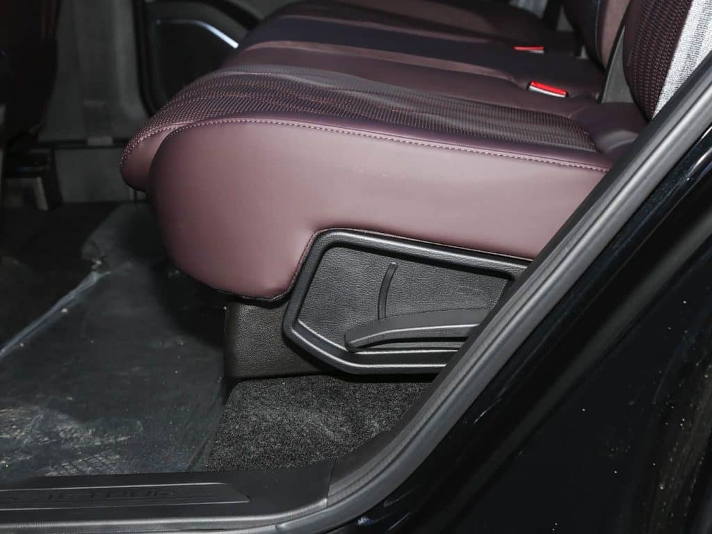 1400x1050_autohomecar__ChxpV2k-SUeALoSeABe60zX5x3E003