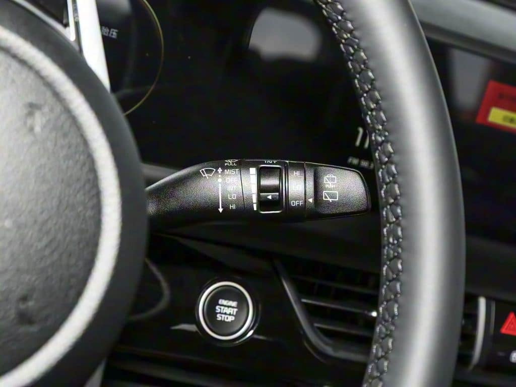 1400x1050_autohomecar__ChxpVWiQUw6AJ8NUABaOF9CFt9k294