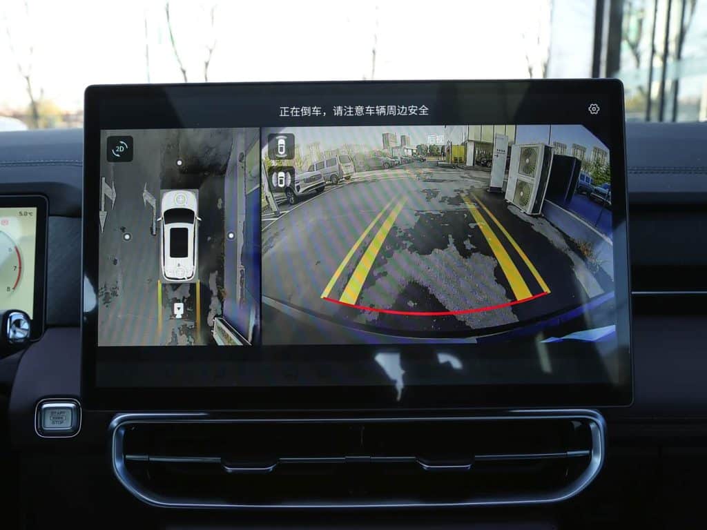 1400x1050_autohomecar__ChxpVWk-STmAUuncABfW7SS7IAQ790