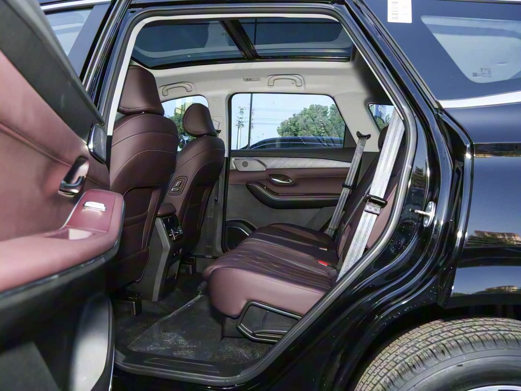 1400x1050_autohomecar__ChxpVWk-SUaAV8zUABYVSfgqtbg905