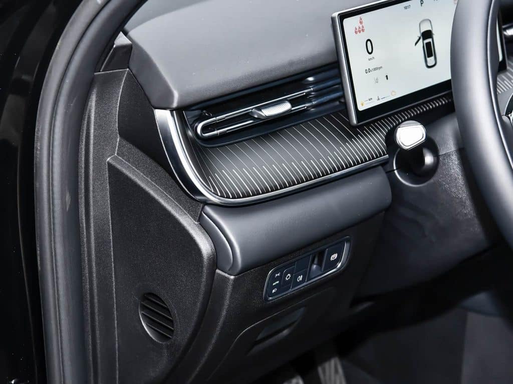 1400x1050_autohomecar__ChxpVWkiyW6ATrwoABmdHmJ2dz0732
