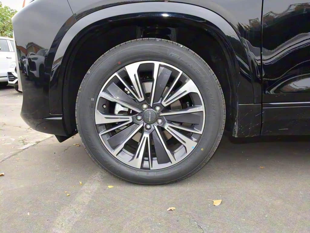 1400x1050_autohomecar__ChxpVWkx7uSAQAkoACfLBqd-7b8518