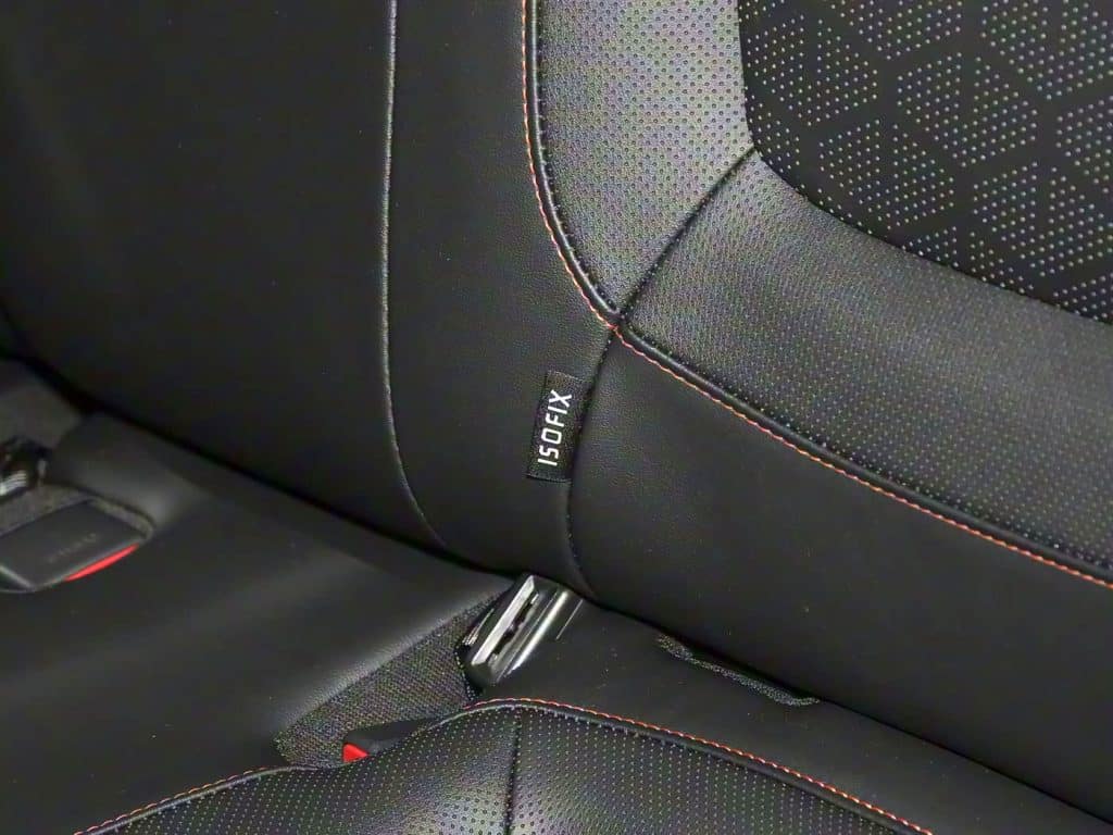 1400x1050_autohomecar__ChxpVmiQU2OAK2sdAB37O6D170Q638
