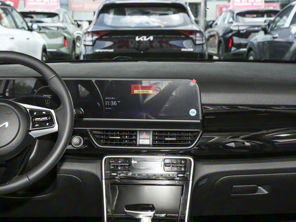 1400x1050_autohomecar__ChxpVmiQUxKAXVEnACDCsLobb_g191