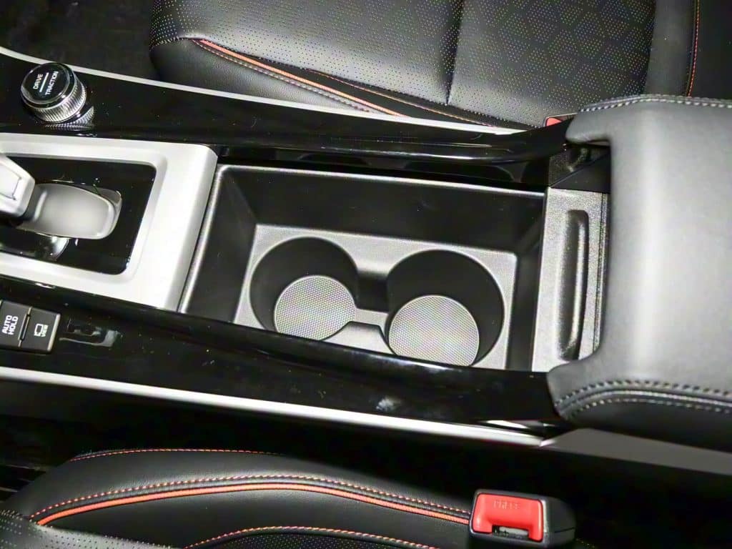 1400x1050_autohomecar__ChxpVmiQUxOAeoCnACEapR1vByQ152