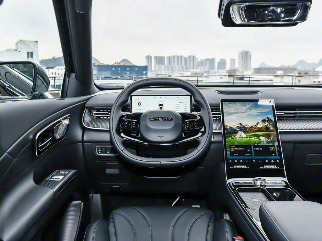 1400x1050_autohomecar__ChxpVmkiyWuAZAOdABXCddtJjOI053