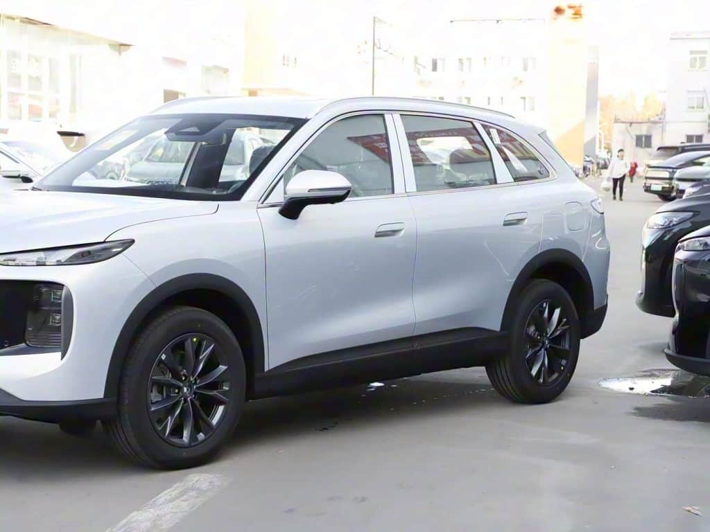 1400x1050_autohomecar__ChxpVmkq1SqAHh0tAD1kPOzFS8U046