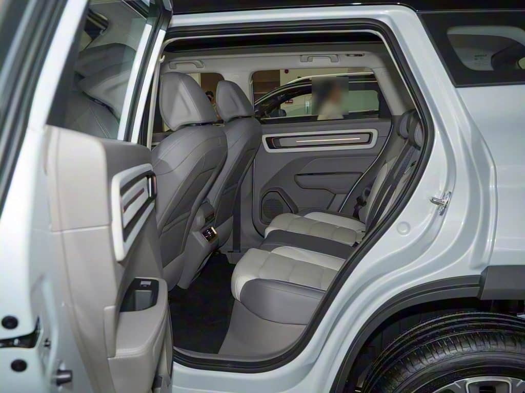 1400x1050_autohomecar__CjIFU2hkwvGABG6sAEwkNcwkpA8977