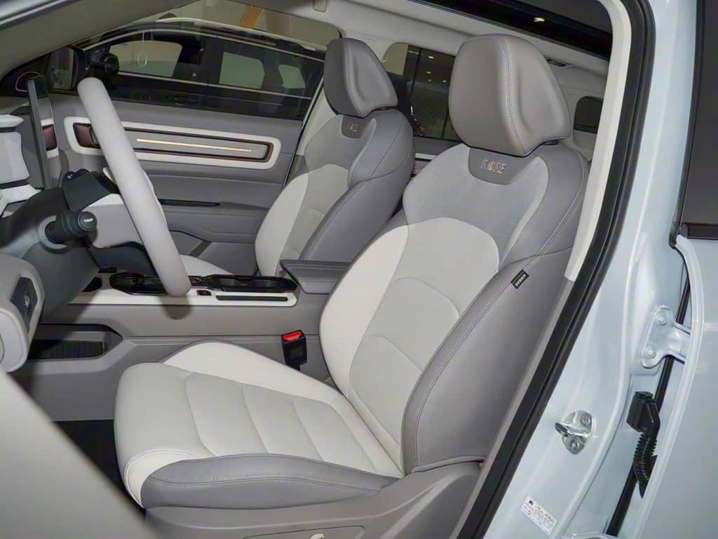 1400x1050_autohomecar__CjIFVWhkucCATCOJAEutfcyTP6g920