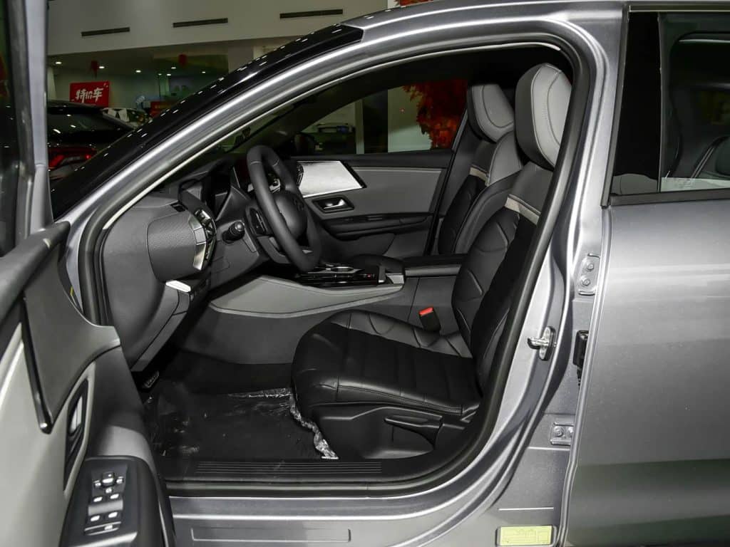 1400x1050_autohomecar__ChtlyGfYDl2AQPcFABQ4j91XjG8952