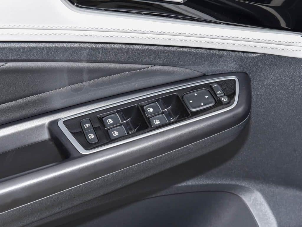 1400x1050_autohomecar__Chto52jxAyaAcxqbABzHLrHVD18690