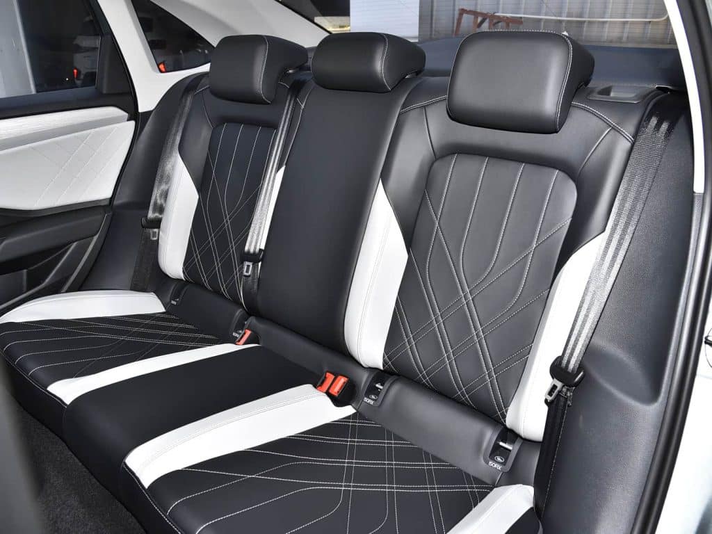 1400x1050_autohomecar__ChtpWGjvn5CAN5IBAEzO3sDK6gs418