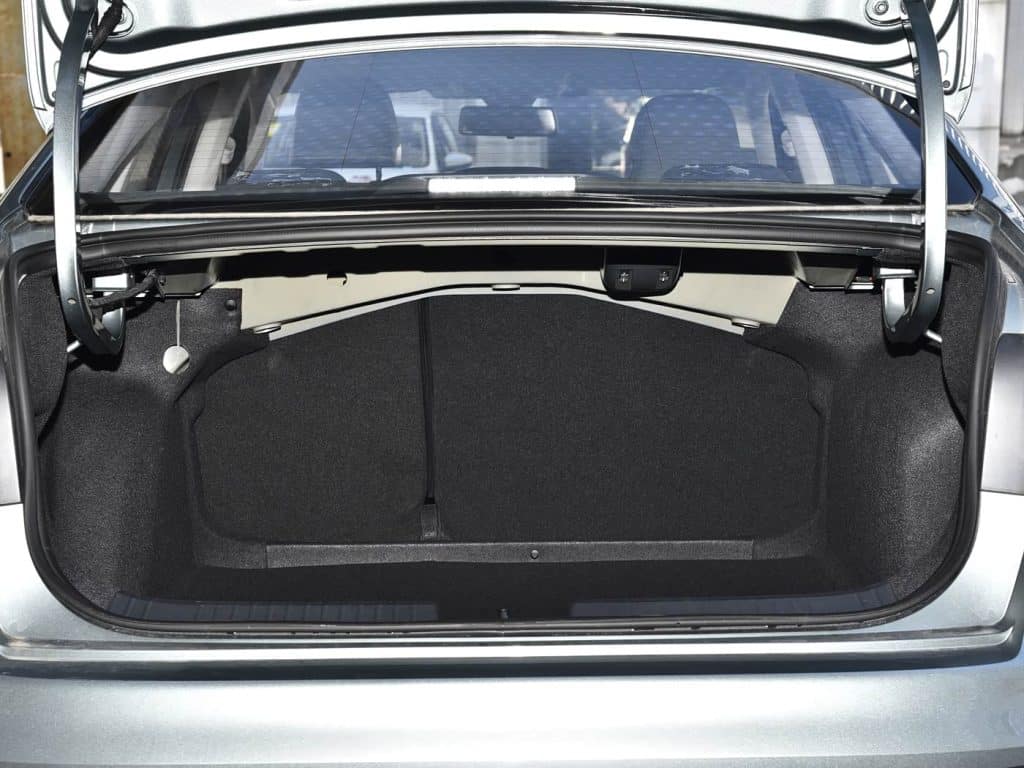 1400x1050_autohomecar__ChtpWGjvn6SAXjJ_AE8E6KTYe5I963
