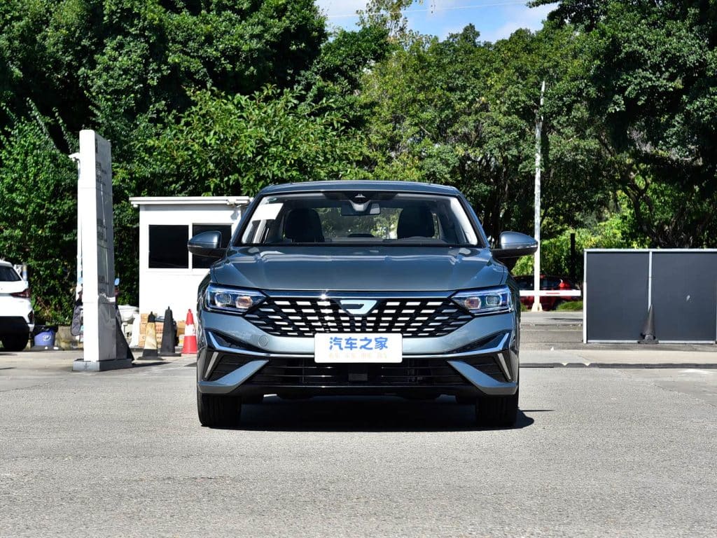1400x1050_autohomecar__ChtpWGjvoYSAY6FTAFMzrSBTmQ4980