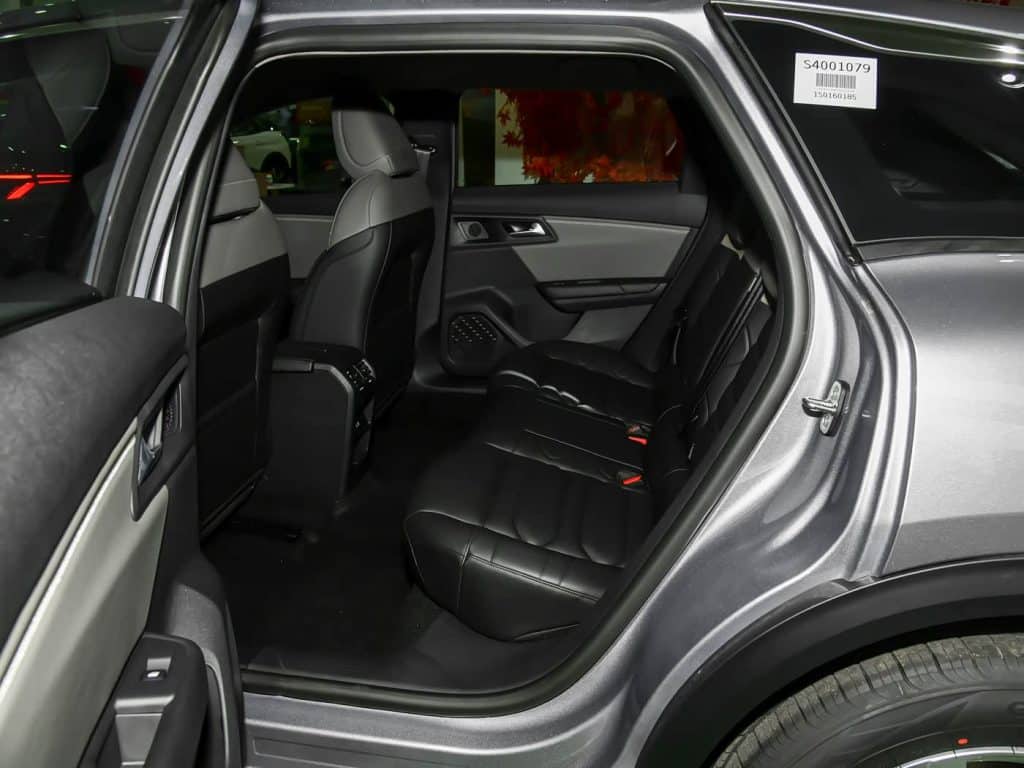 1400x1050_autohomecar__ChxoHmfYDl-AIgqBABMJdiSFu30025