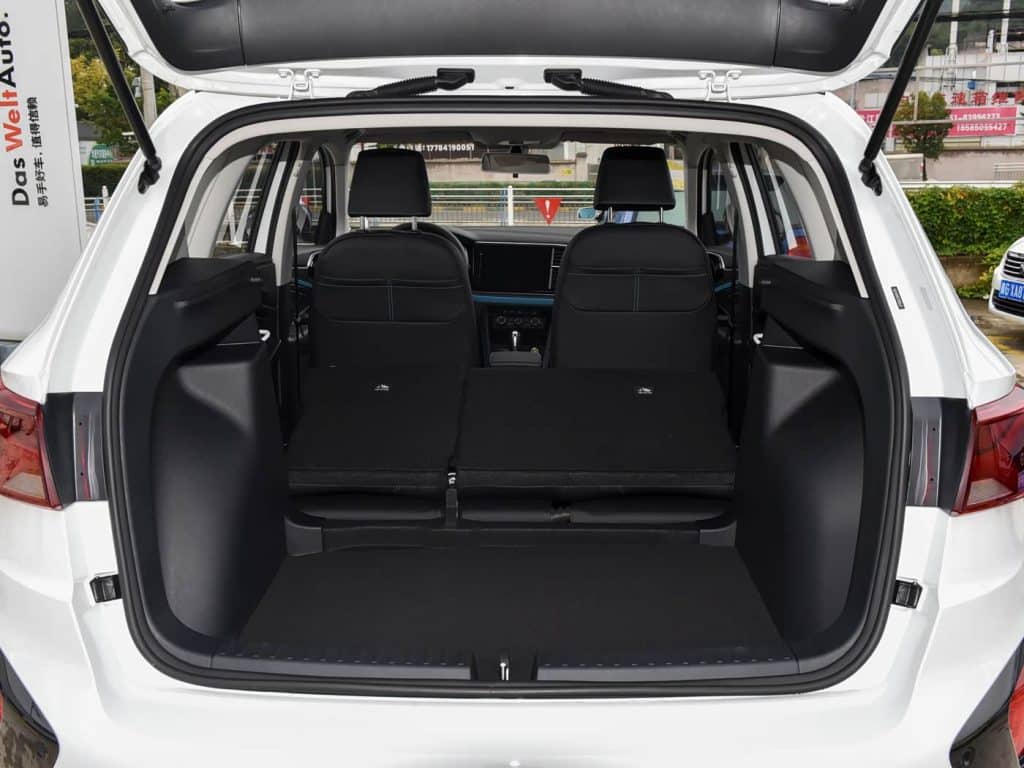 1400x1050_autohomecar__ChxpV2kUf92ASFxxACXPP4TEy1c950