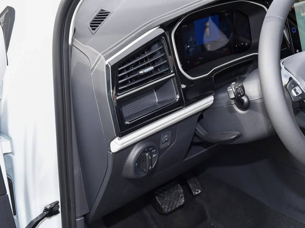 1400x1050_autohomecar__ChxpVWjxAwWAIuHzABcrtwcvKYY586