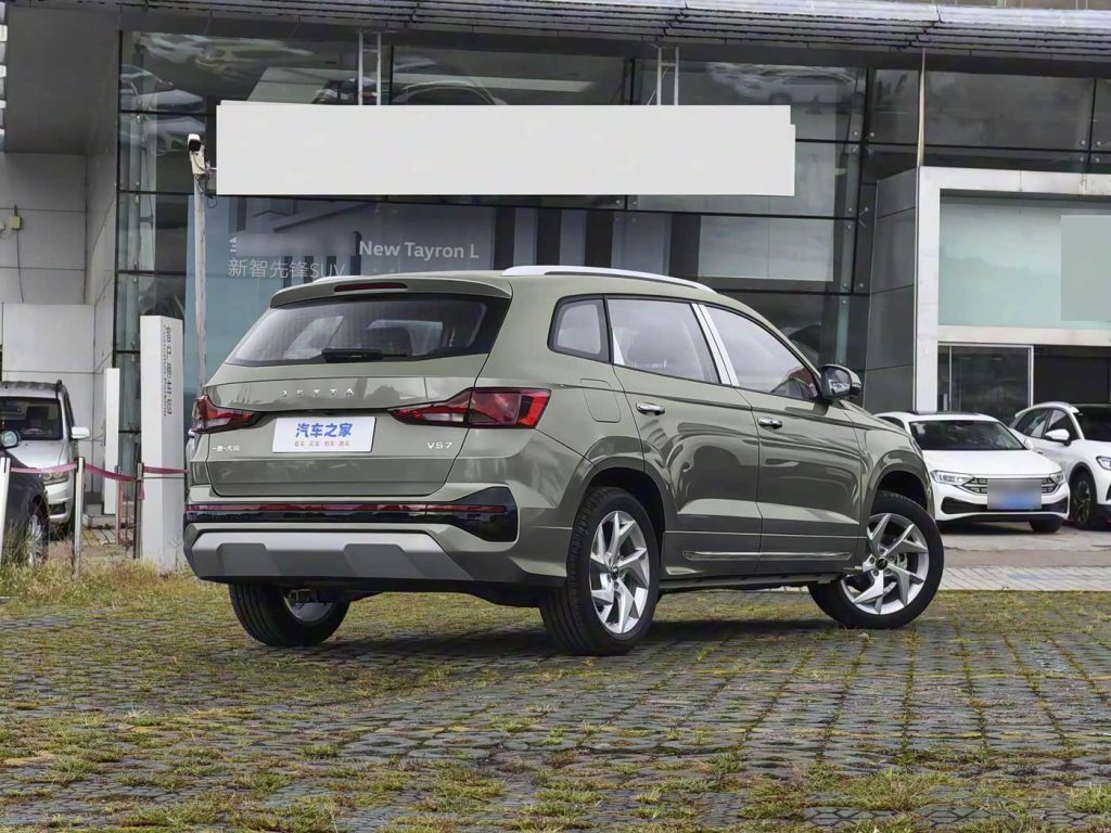 1400x1050_autohomecar__ChxpVWlCeUSAbe75ADnPJhZQG70616