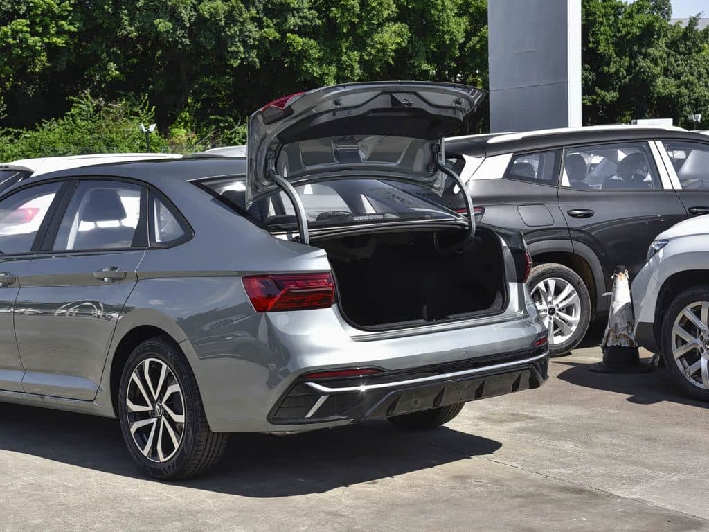 1400x1050_autohomecar__ChxpVmjvn62AfVXHAFHKSXk33aA267