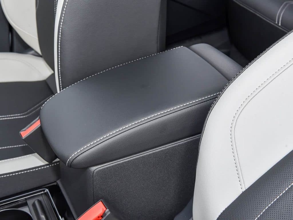 1400x1050_autohomecar__ChxpVmjxAyeAa-fnABoSzCsMmgg611