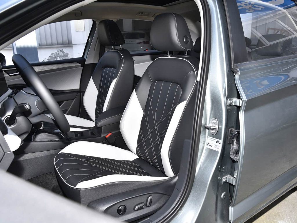 1400x1050_autohomecar__ChxpWGjvn2yADb_tAEmuKWl5xdg983