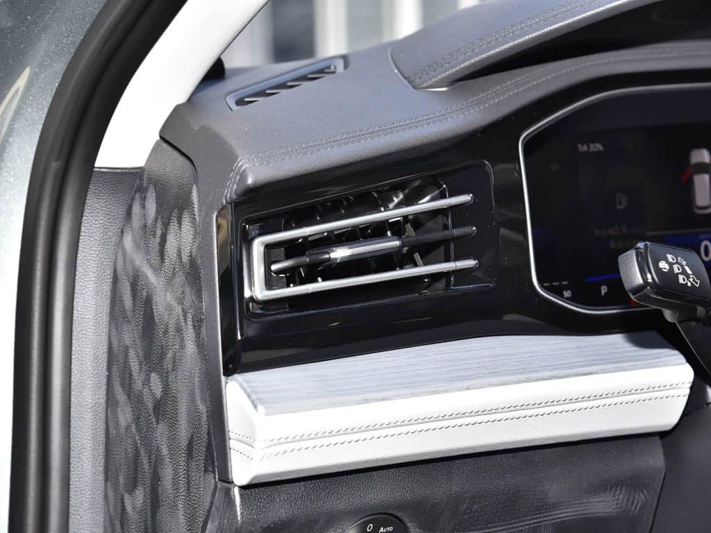 1400x1050_autohomecar__ChxpWGjvnvWAGiyAAERx9uK5GXk983