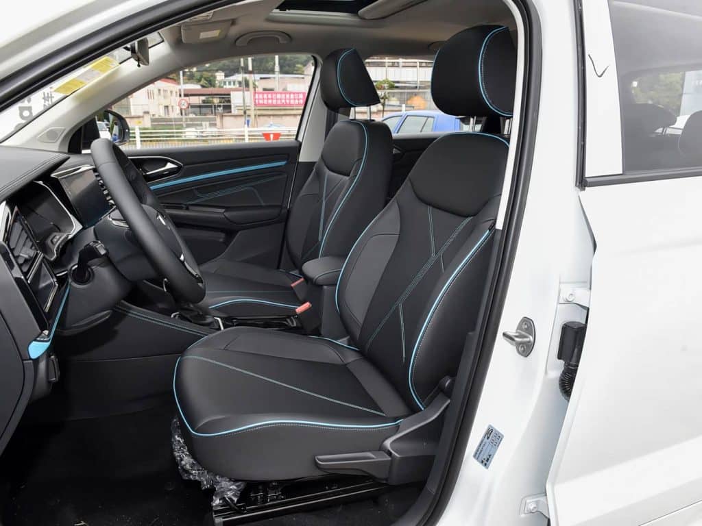 1400x1050_autohomecar__ChxpWGkUf8uARELxACZOoQ-jR5A888