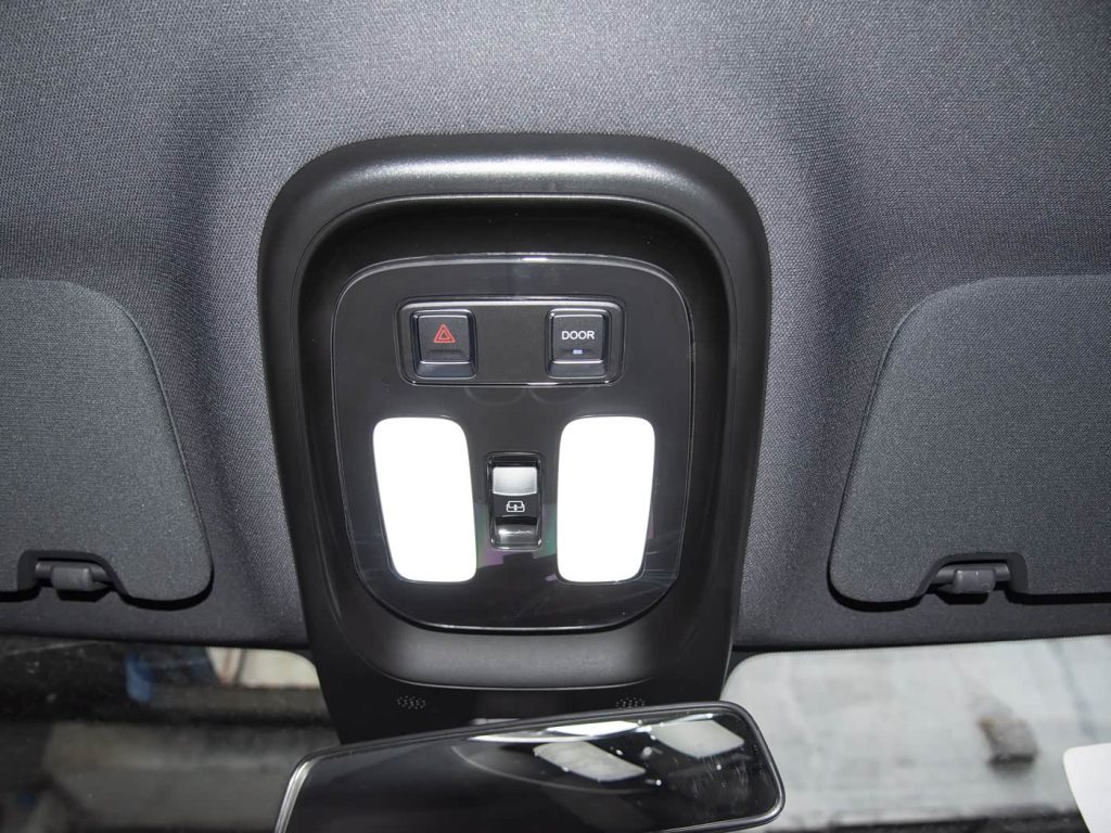 1400x1050_autohomecar__Chtk2WcN7RiARsRWACugur_6PcM756