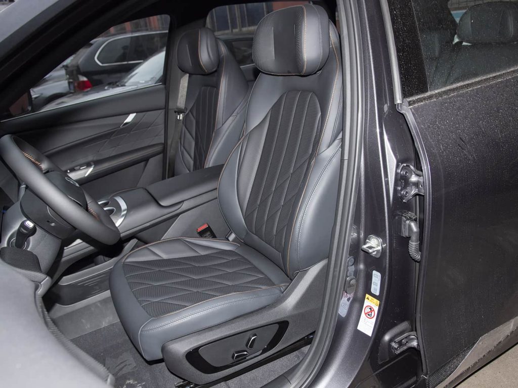 1400x1050_autohomecar__Chtk2WcN7RmAPQ-sACJa3hDKbcY284