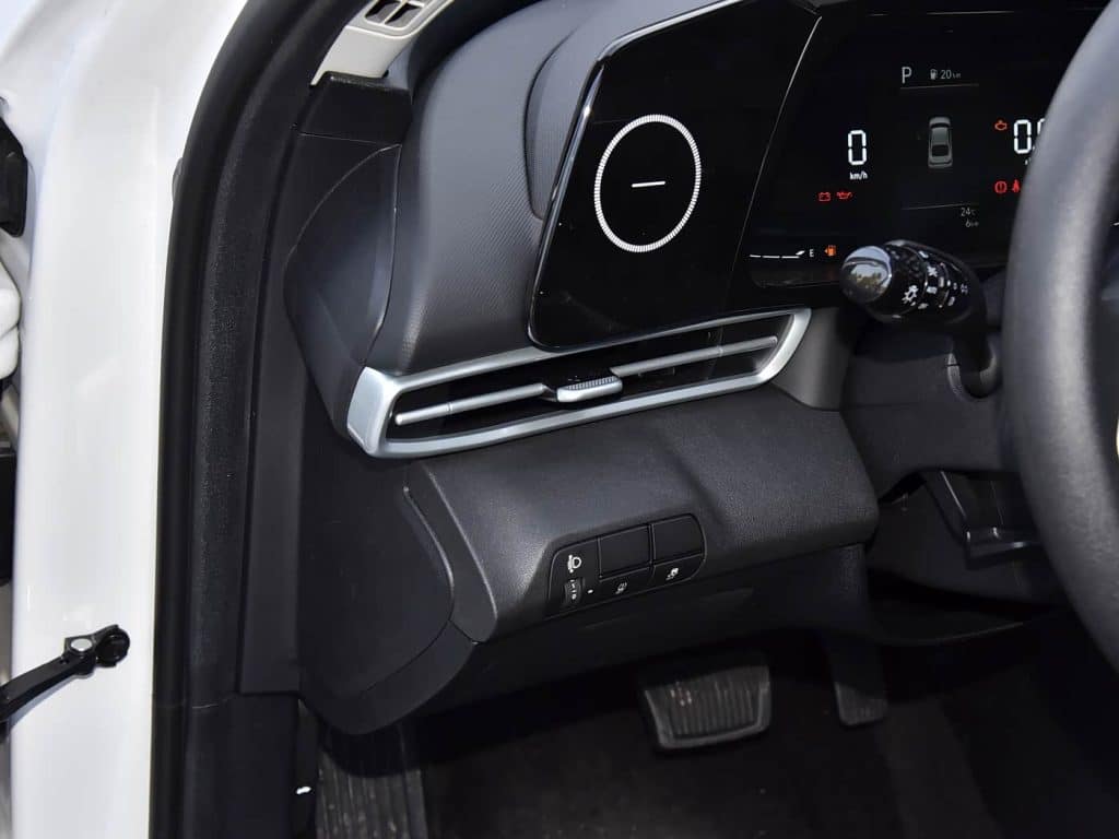 1400x1050_autohomecar__ChtlyGYf6MuAenWXAB7Z22odibg692